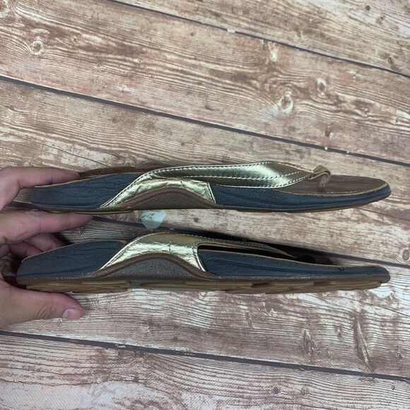 Olukai Kumu Brown Leather Gold Tone Strap Sandal Flip Flops Womens Size 8 EU 38 - Picture 2 of 11